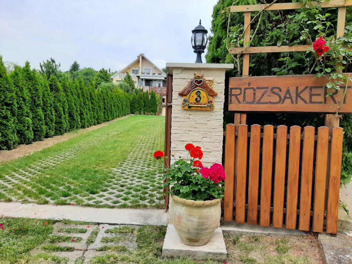 Rozsakert Vendeghaz Bed and Breakfast Szigliget Buitenkant foto