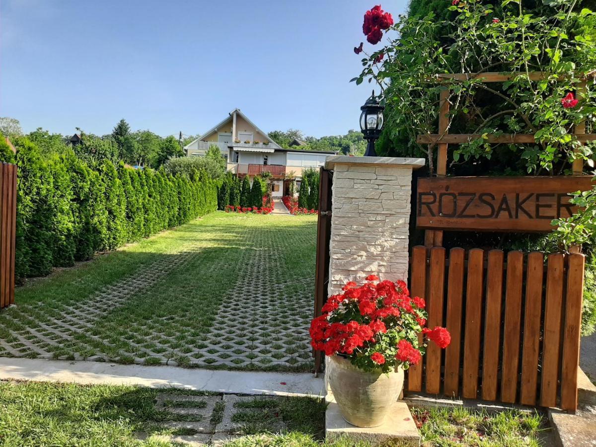 Rozsakert Vendeghaz Bed and Breakfast Szigliget Buitenkant foto